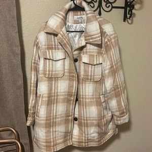 XL Plaid Sebby jacket. Camel and white (more cream). Super soft and CUTE!!!